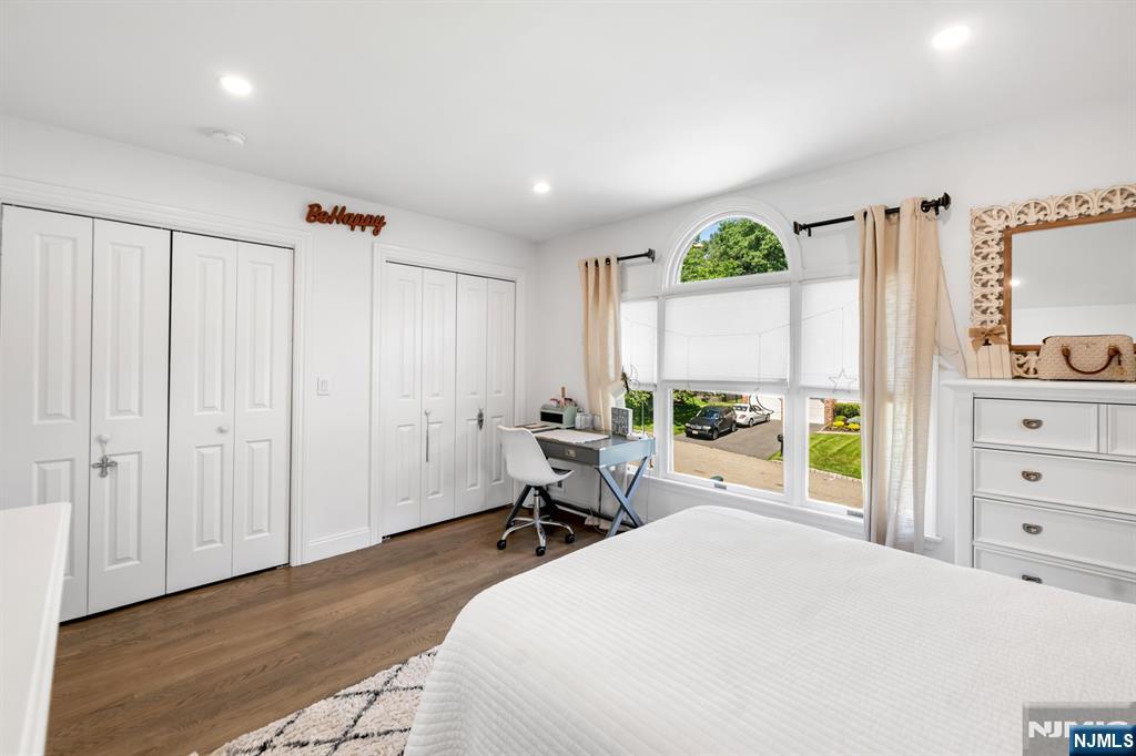 22 Fox Boro Road Wayne, NJ 07470 - Photo 33 of 50