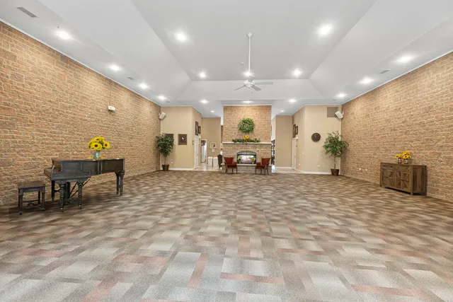 $389,000 | 2671 Stone Circle, Unit 208, Geneva, IL 60134