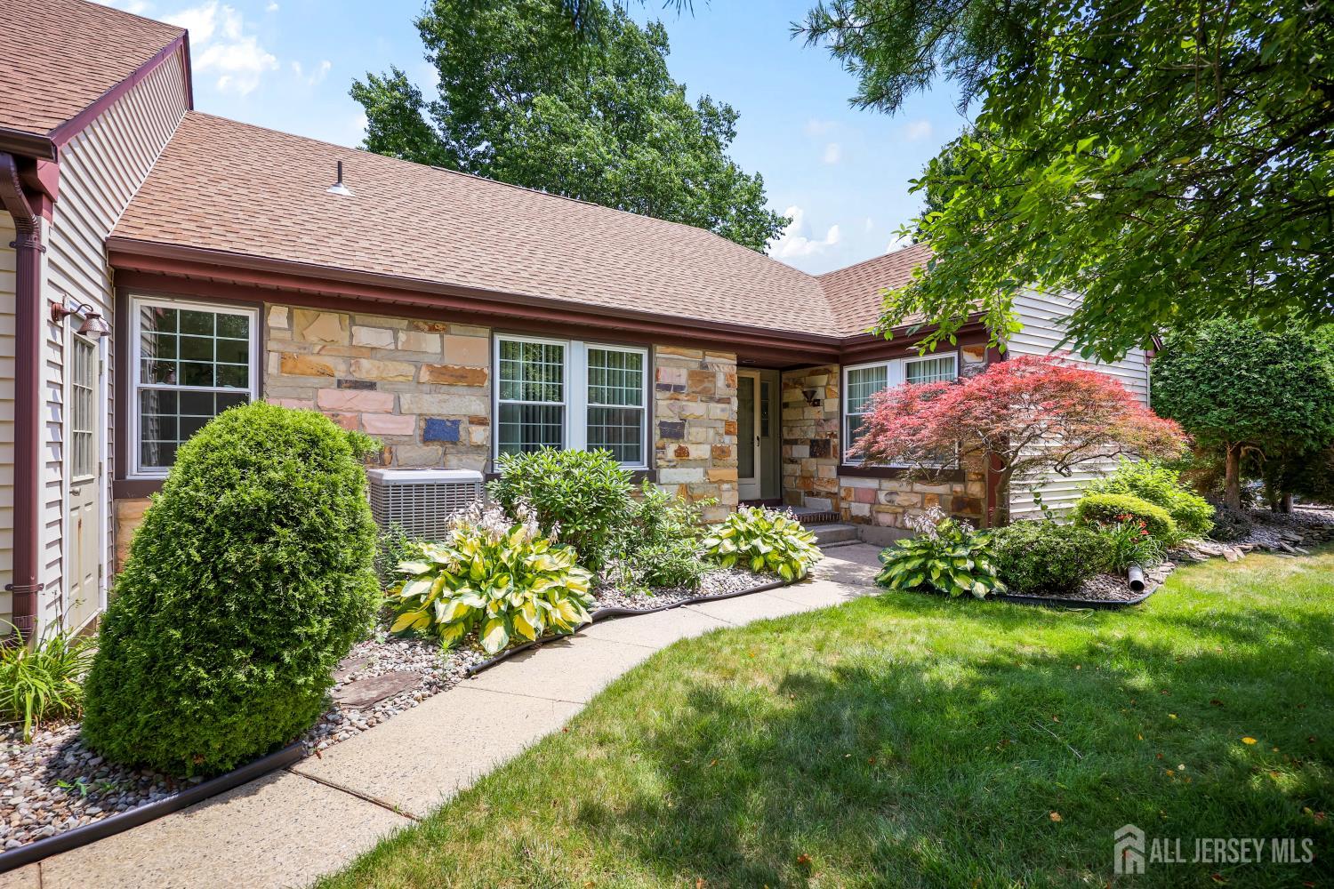 2 Winslow Road Monroe Township, NJ 08831 - Photo 1 of 31