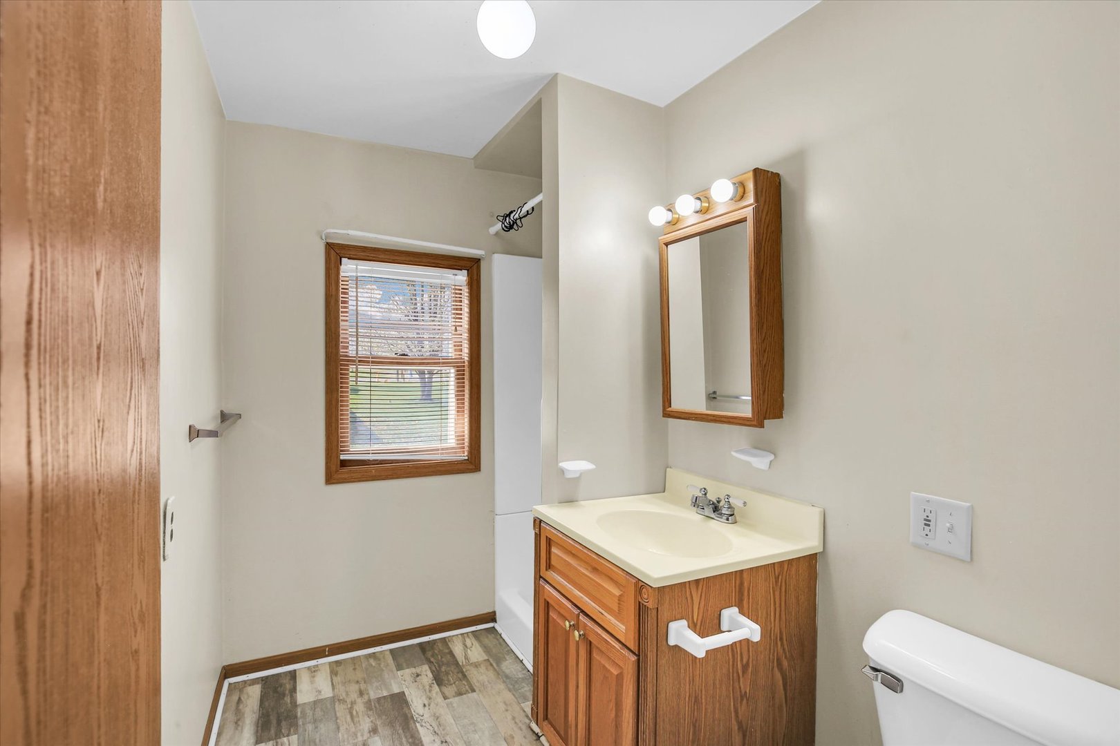 106 Harrison Street Catlin, IL 61817 - Photo 8 of 29