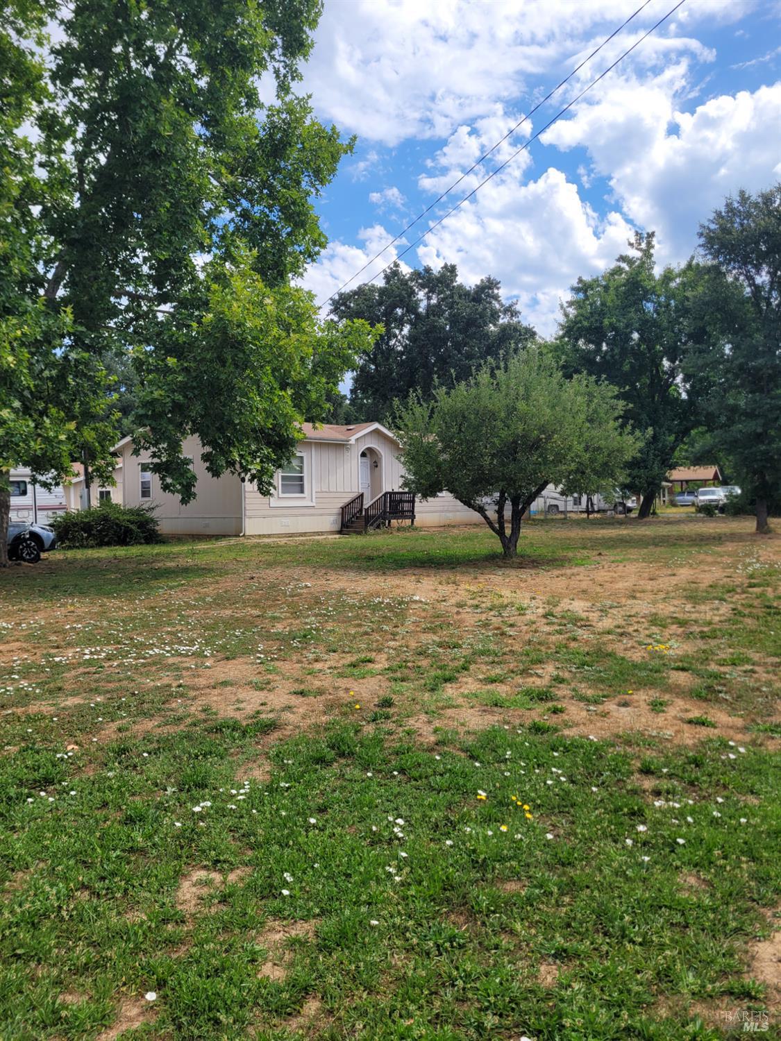 8450 East Potter Valley Road Potter Valley, CA 95469 - Photo 2 of 5 a view of a ocean view