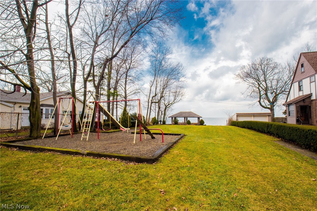 18004 Maplecliff Road Cleveland, OH 44119 - Photo 23 of 23 Gallery Image 23