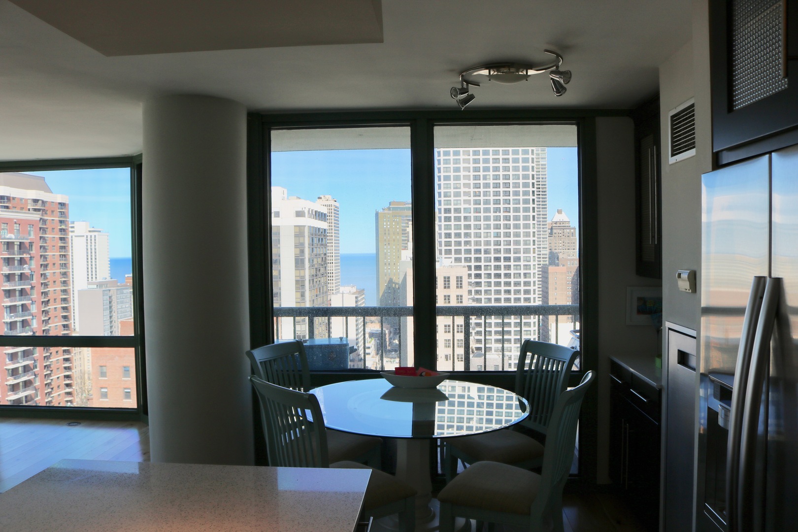 111 West Maple Street, Unit 2301 Chicago, IL 60610 - Photo 7 of 20