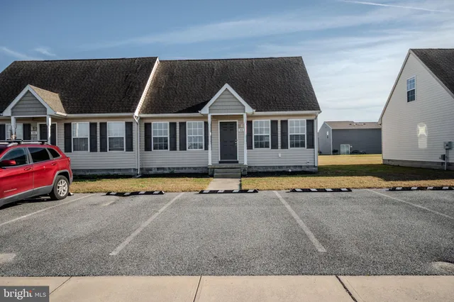 $1,950 | 223 North Brown Street, Fruitland, MD 21826