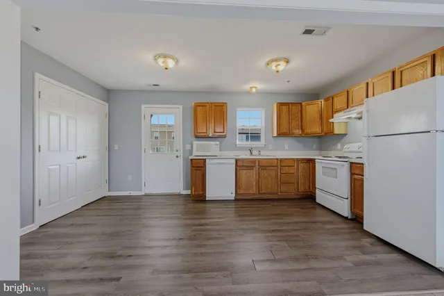 $1,950 | 223 North Brown Street, Fruitland, MD 21826