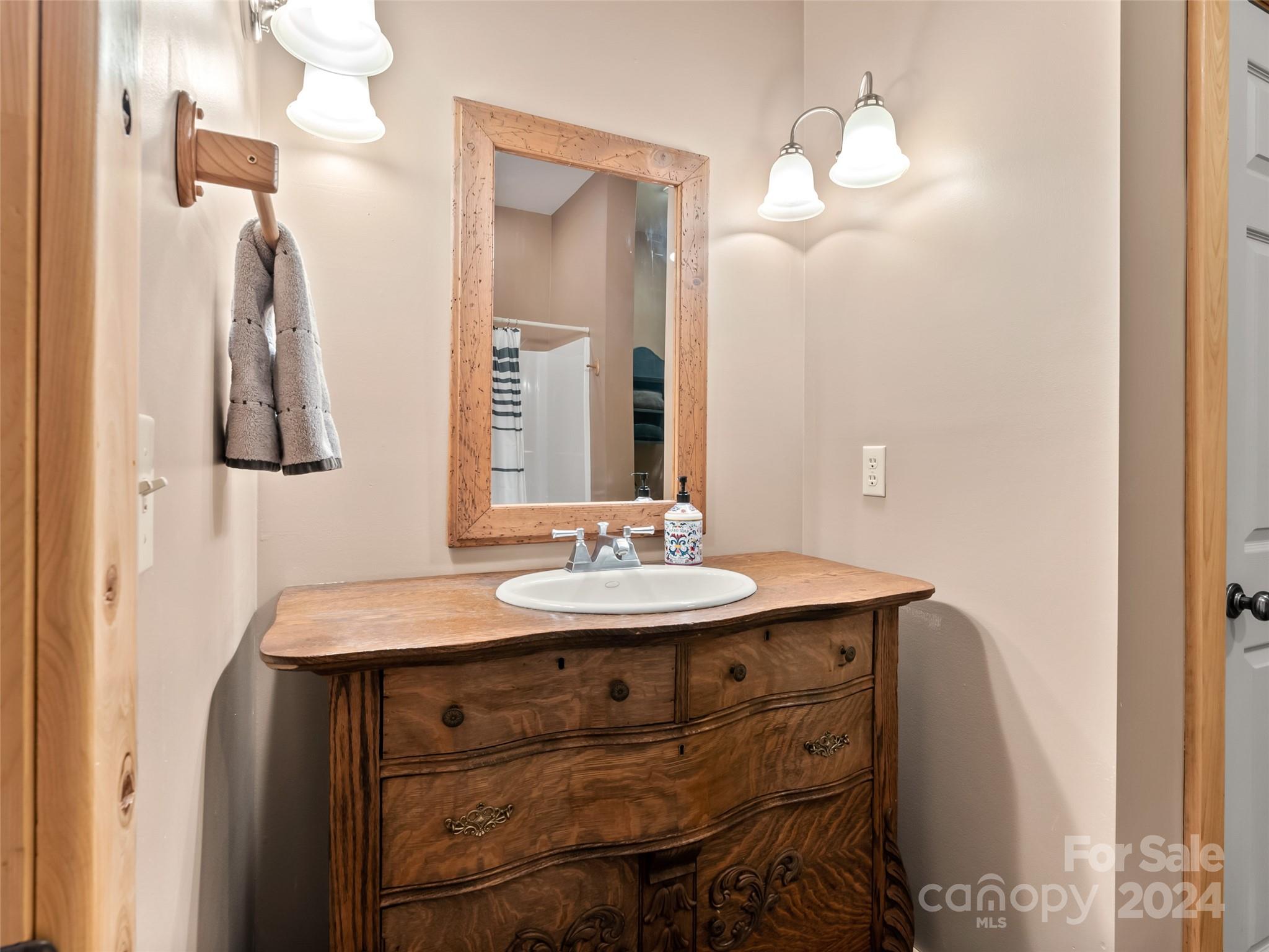 15343 Wayah Road Topton, NC 28781 - Photo 32 of 41 Gallery Image 32