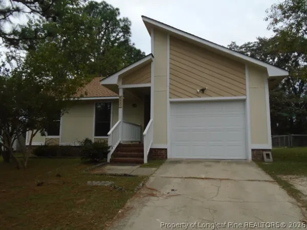 $1,400 | 6827 Kizer Drive, Fayetteville, NC 28314