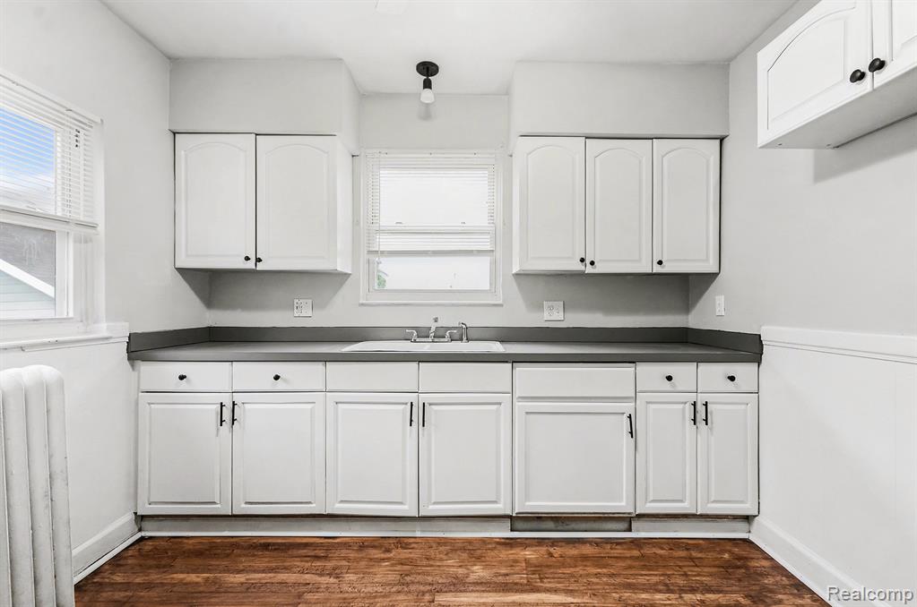 15065 Lincoln Avenue Eastpointe, MI 48021 - Photo 12 of 25