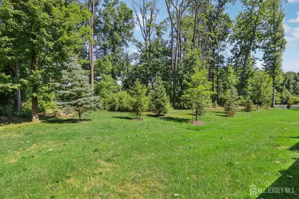 $3,950 | 206 Shields Court, Monmouth Junction, NJ 08852
