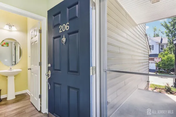$3,950 | 206 Shields Court, Monmouth Junction, NJ 08852