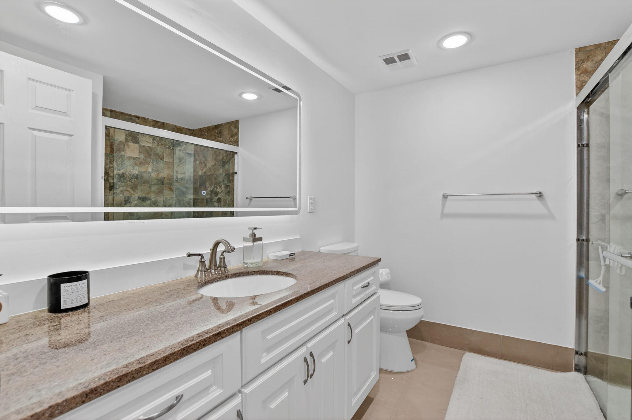 6335 Longboat Lane West, Unit E104 Boca Raton, FL 33433 - Photo 28 of 46 Bath view 1