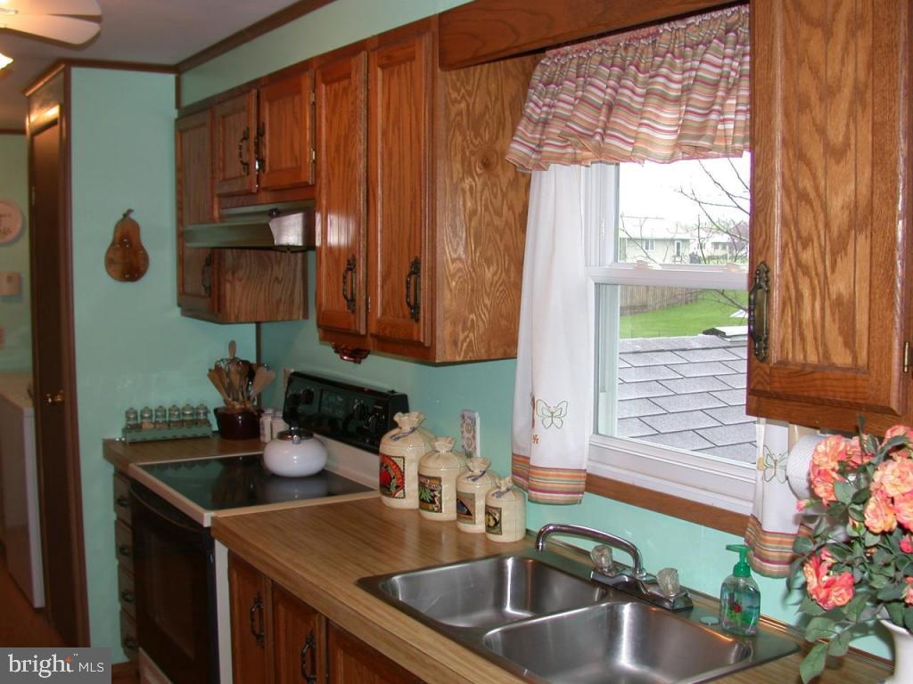532 Radio Road Elizabethtown, PA 17022 - Photo 7 of 22 Gallery Image 7