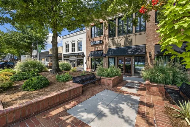 $2,500 | 266 Balaban Circle, Woodstock, GA 30188