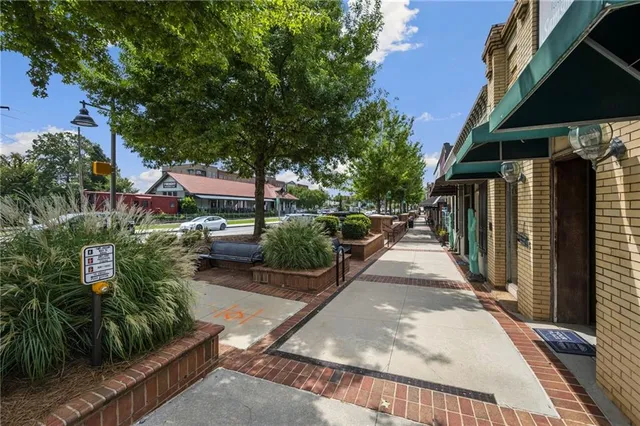 $2,500 | 266 Balaban Circle, Woodstock, GA 30188