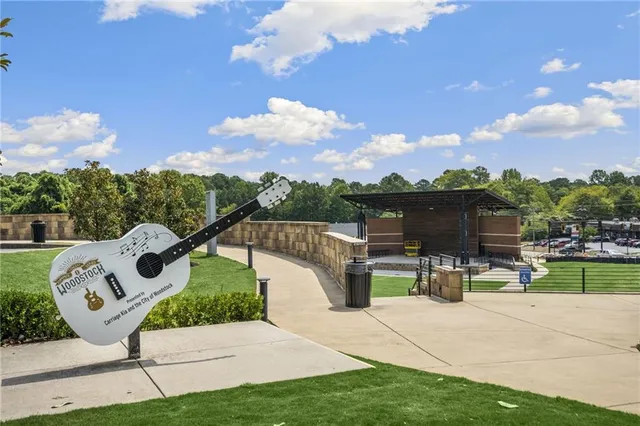 $2,500 | 266 Balaban Circle, Woodstock, GA 30188