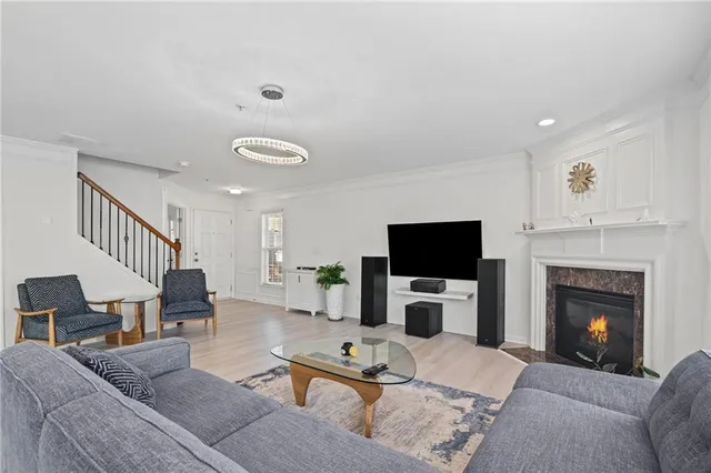 $2,500 | 266 Balaban Circle, Woodstock, GA 30188