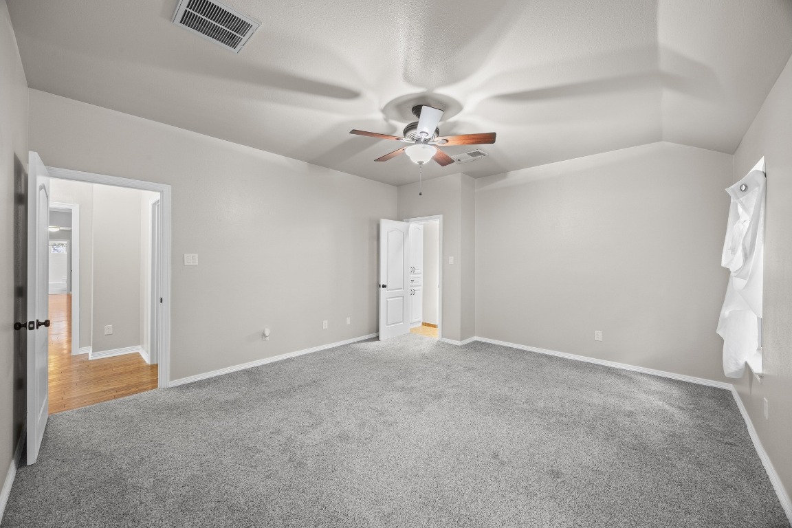 125 Ridgewood Cove Georgetown, TX 78633 - Photo 19 of 40