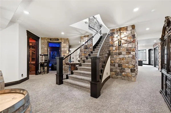 a view of entryway and hall