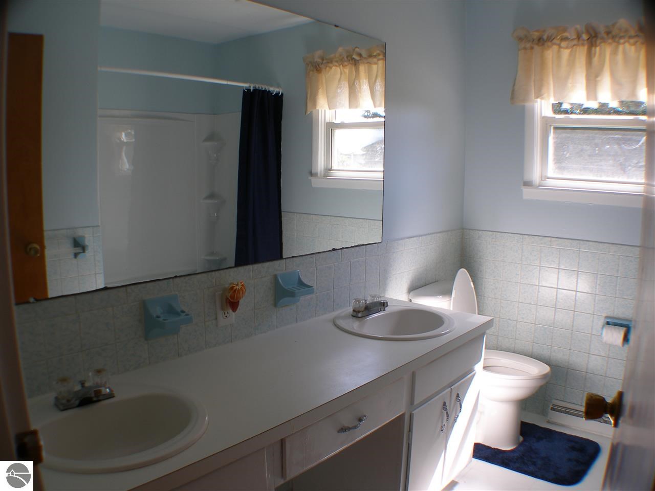 5538 South Shepherd Road Shepherd, MI 48883 - Photo 10 of 14 1776014-9.JPG