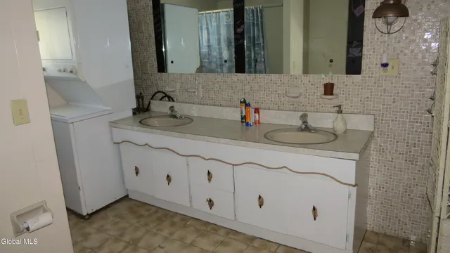 $295,000 | 111 Pike Street, Broadalbin, NY 12025