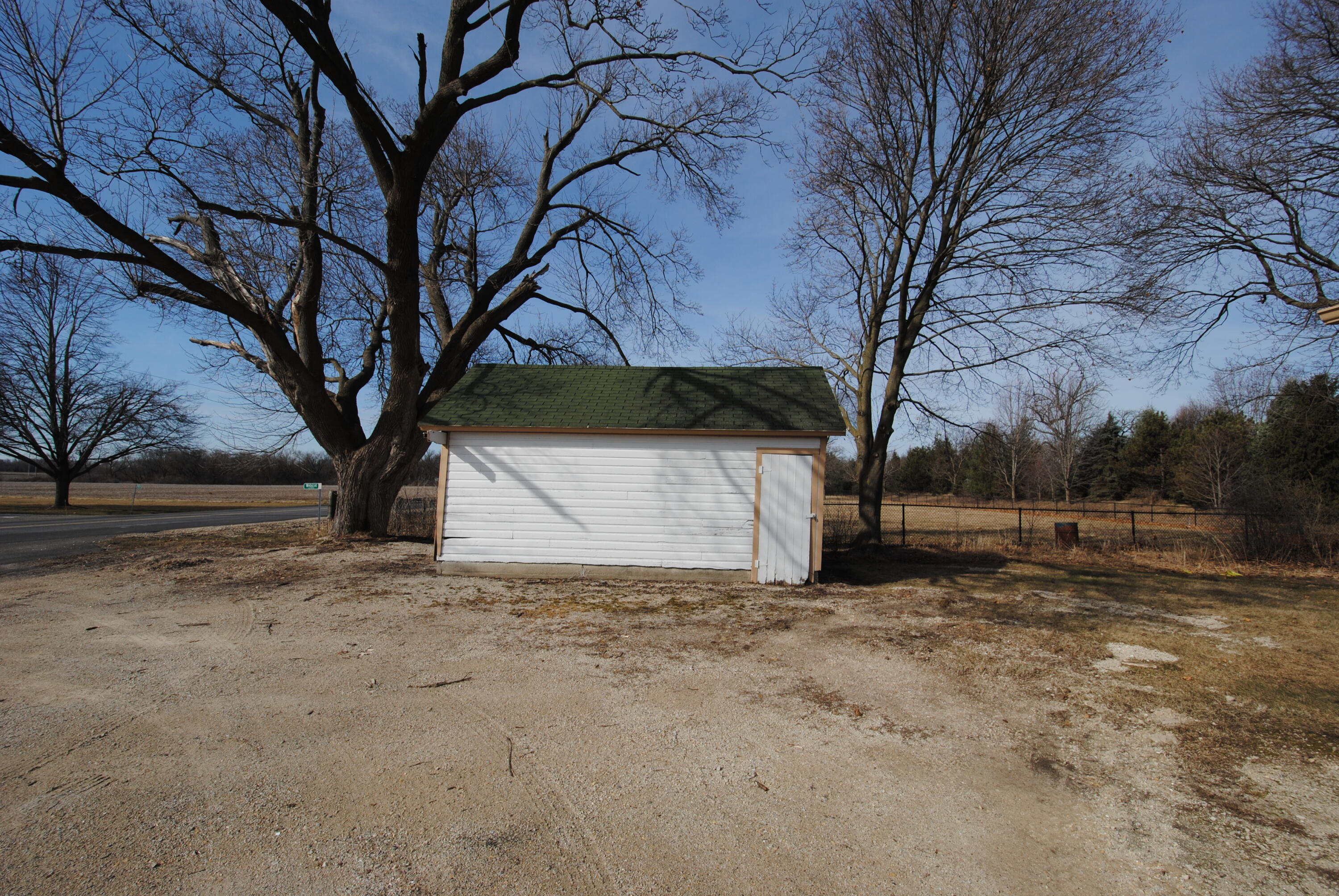 W4614 Potter Road Lafayette, WI 53121 - Photo 7 of 8 DSC_0279