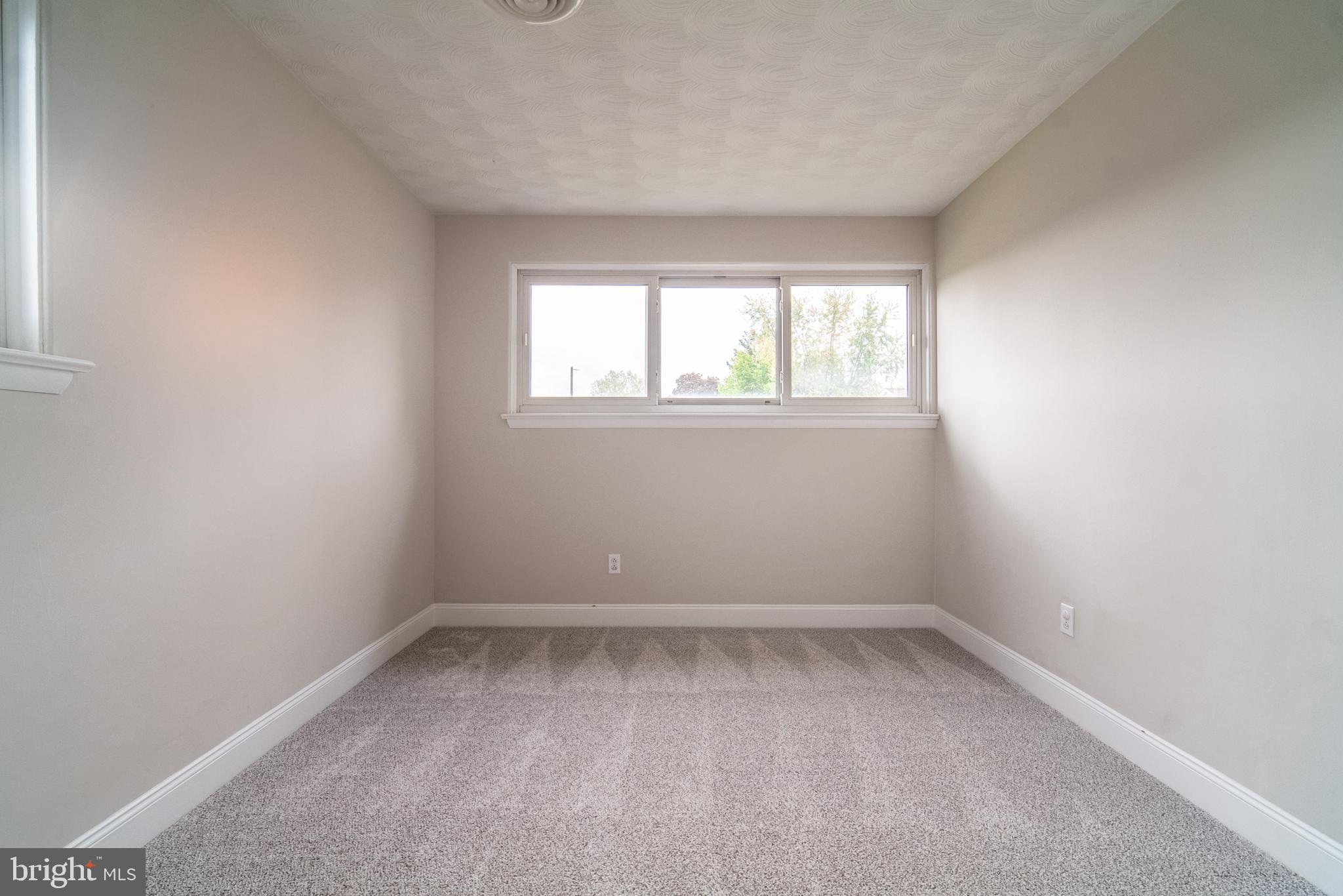 907 Marbrook Lane York, PA 17404 - Photo 15 of 33 an empty room with a window