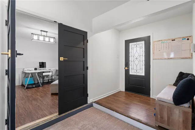 $480,000 | 216 Hillside Drive, Hewitt, TX 76643