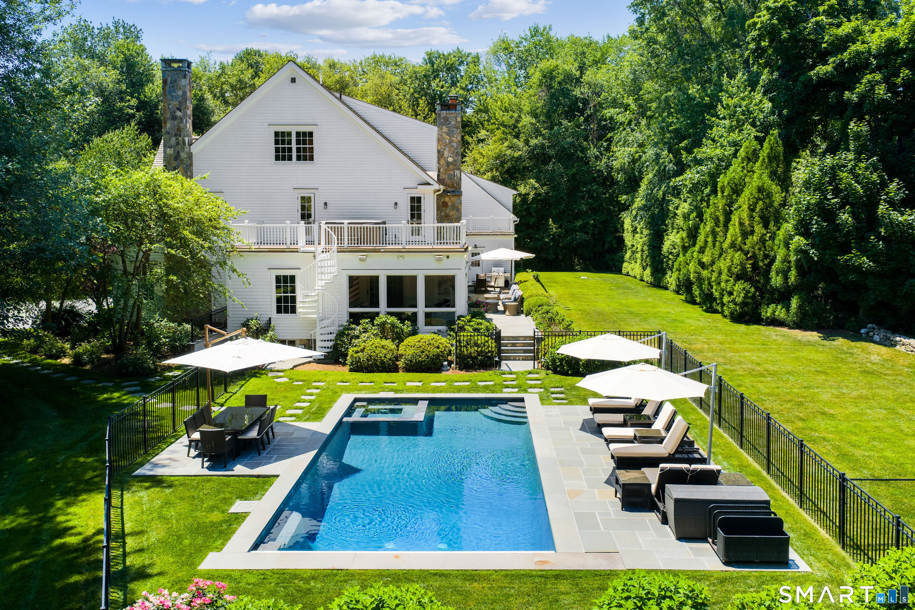359 Greens Farms Road Westport, CT 06880 - Photo 6 of 34