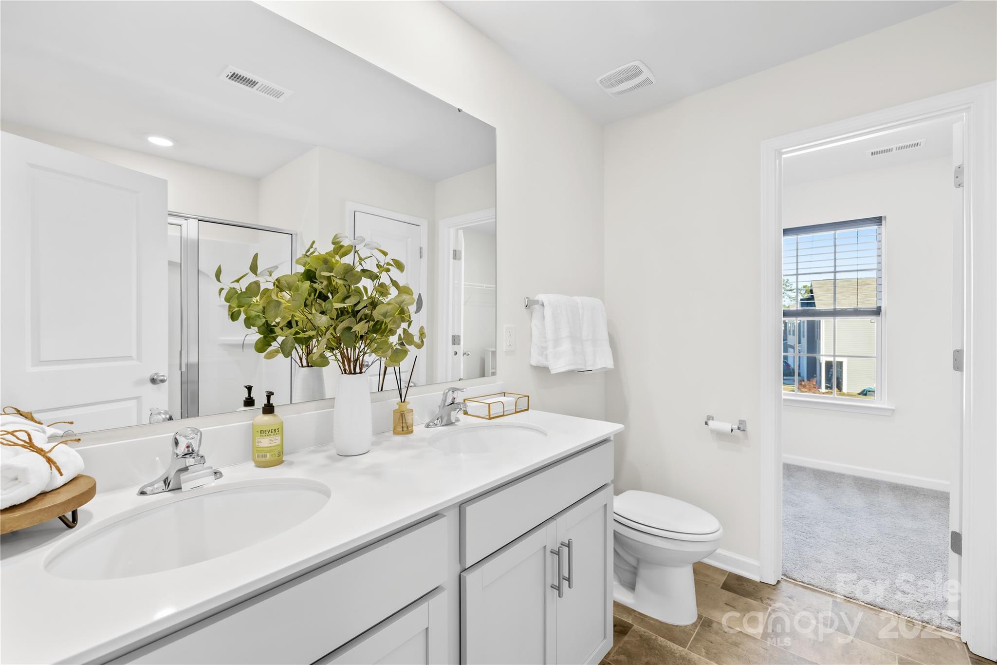 2721 Waybrook Drive Dallas, NC 28034 - Photo 20 of 33 a bathroom with a sink toilet and shower