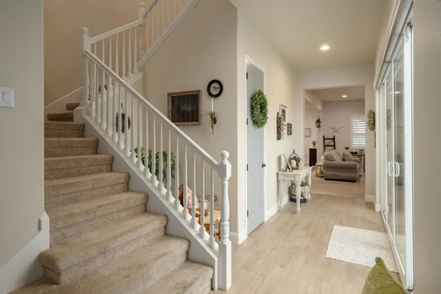 $900,000 | 2047 Menlo Avenue, Clovis, CA 93611