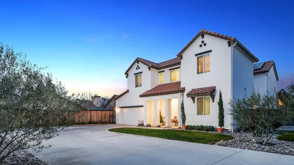 $850,000 | 2047 Menlo Avenue, Clovis, CA 93611