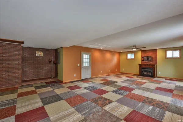$239,900 | 1305 Berwick Lane, New Haven, IN 46774