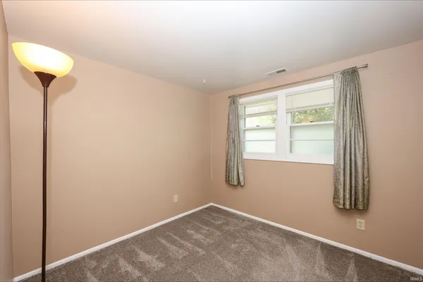 $239,900 | 1305 Berwick Lane, New Haven, IN 46774