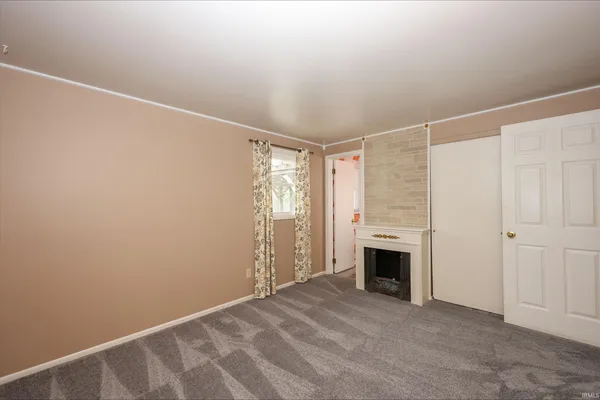 $239,900 | 1305 Berwick Lane, New Haven, IN 46774