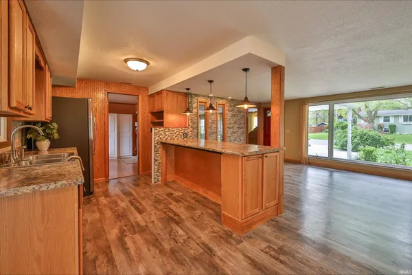 $239,900 | 1305 Berwick Lane, New Haven, IN 46774