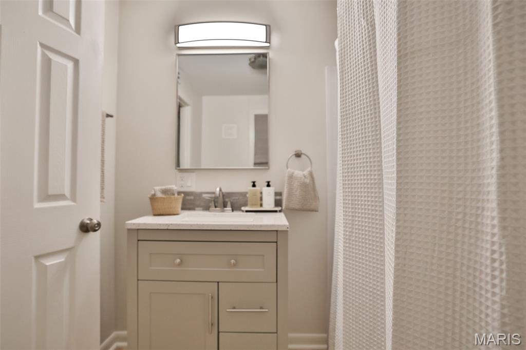 568 Clover Drive Edwardsville, IL 62025 - Photo 33 of 61