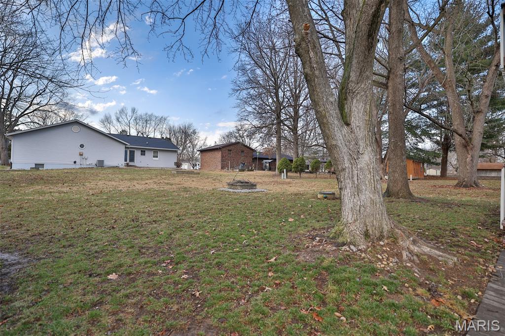 568 Clover Drive Edwardsville, IL 62025 - Photo 45 of 61