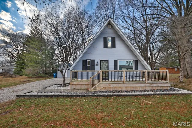 $194,900 | 568 Clover Drive, Edwardsville, IL 62025