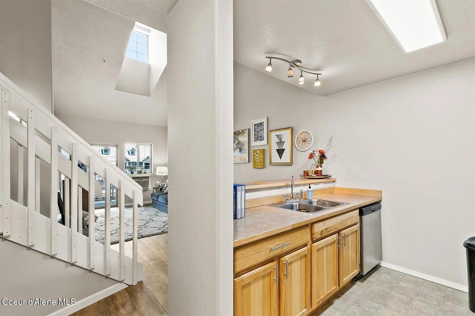 842 Chase Road, Unit 203 Post Falls, ID 83854 - Photo 5 of 12 Chase 5