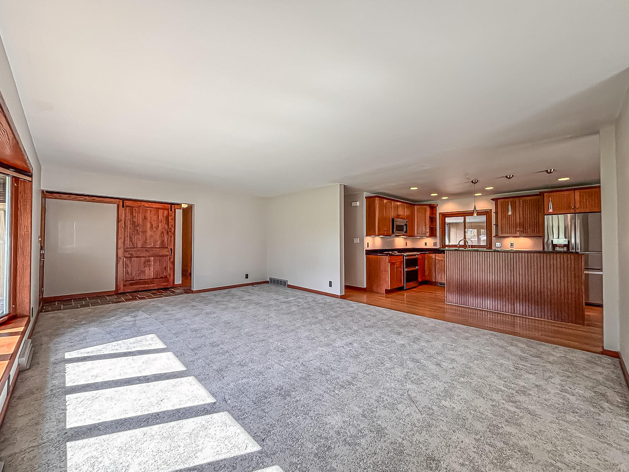 1185 Apache Trail Brookfield, WI 53005 - Photo 11 of 48 Great Room