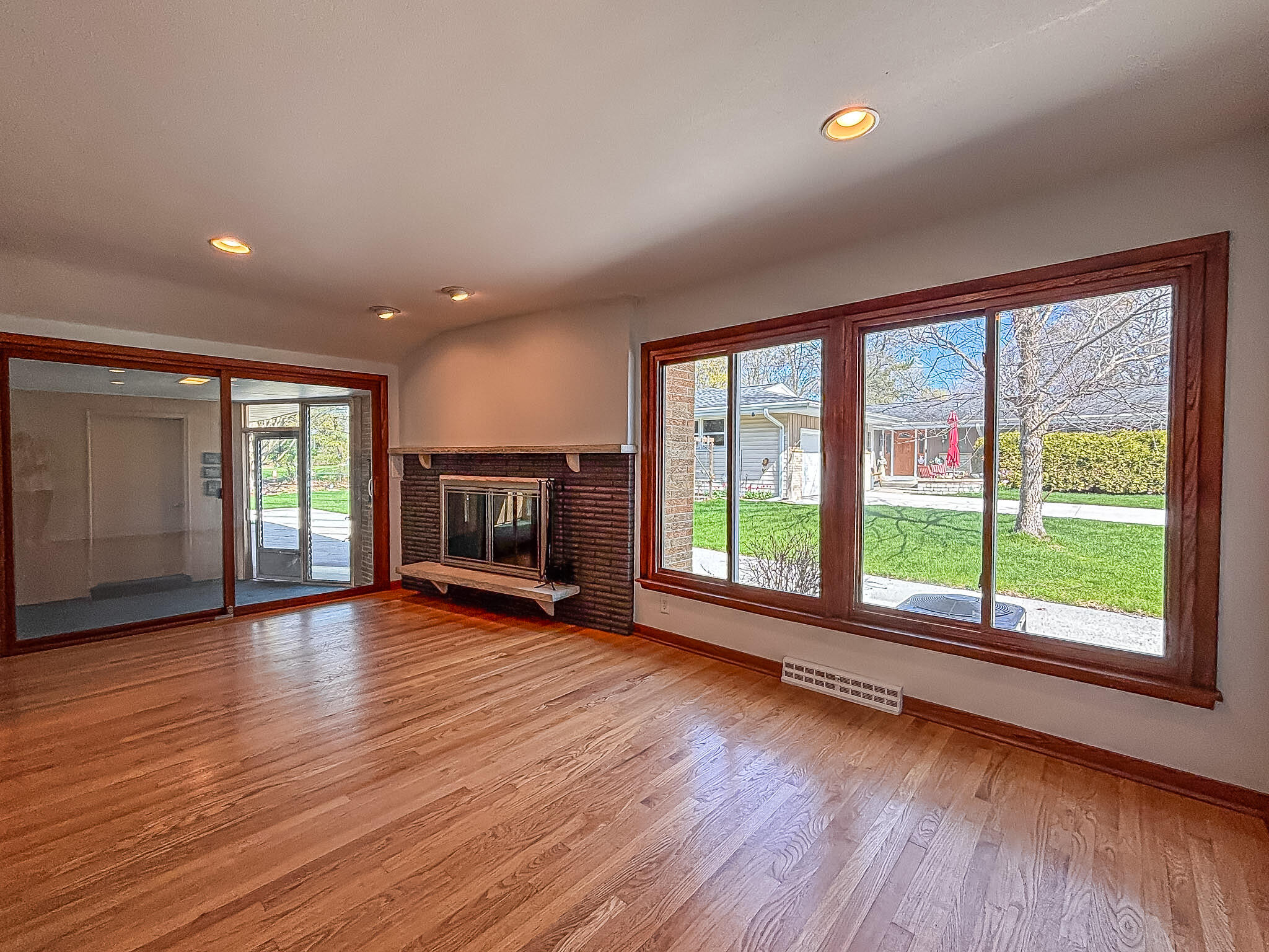 1185 Apache Trail Brookfield, WI 53005 - Photo 16 of 48 Family Room off Kitchen