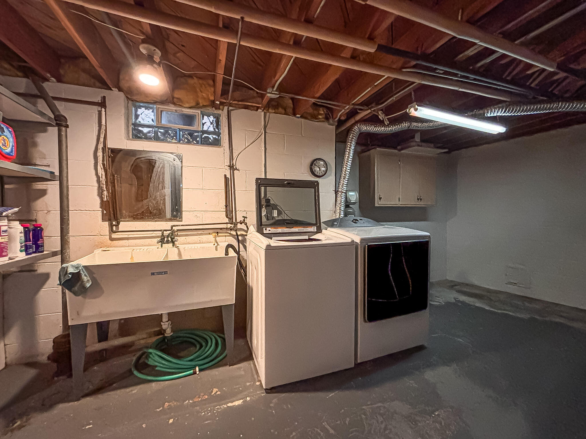 1185 Apache Trail Brookfield, WI 53005 - Photo 36 of 48 Laundry