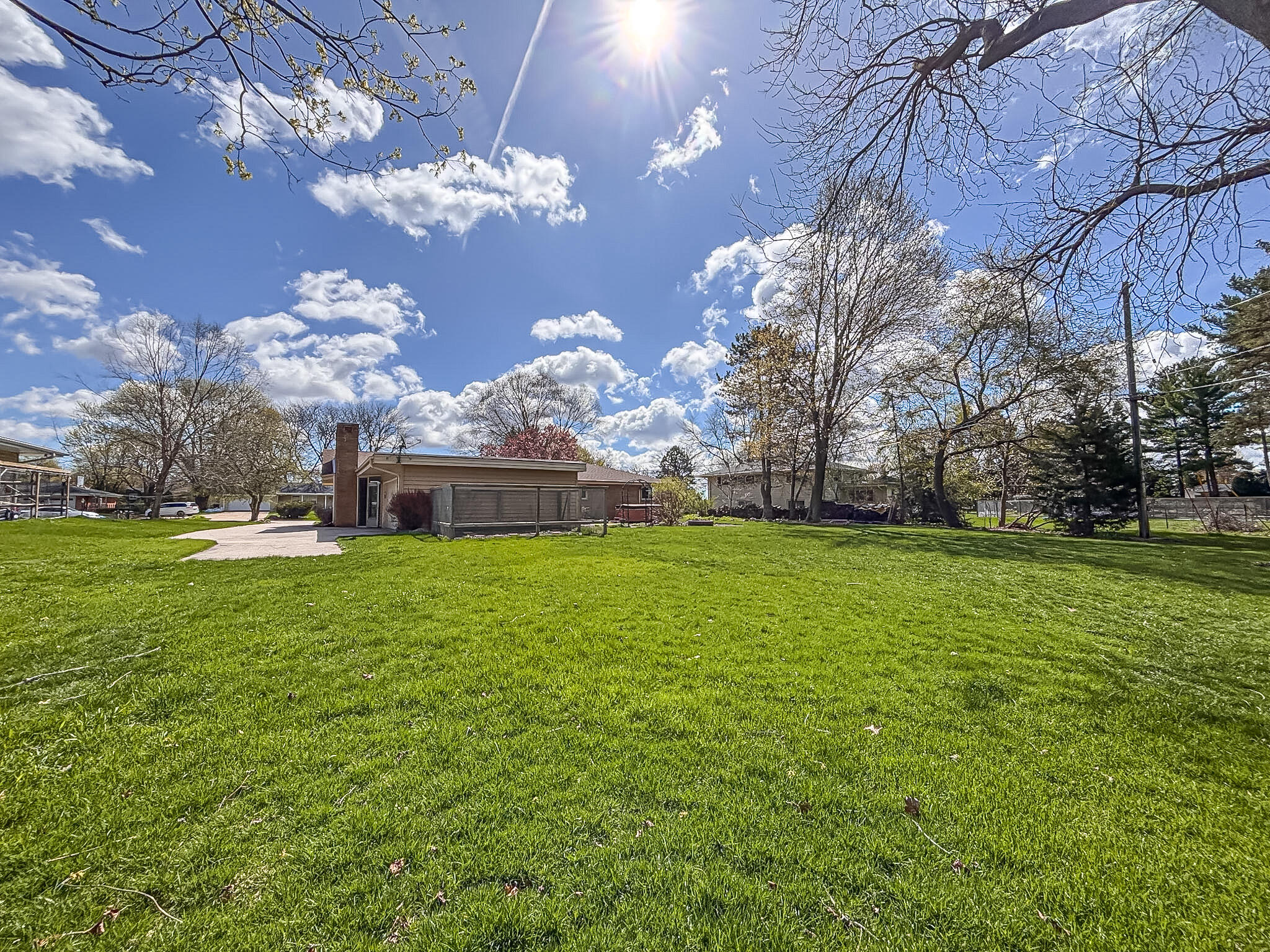 1185 Apache Trail Brookfield, WI 53005 - Photo 46 of 48 Backyard