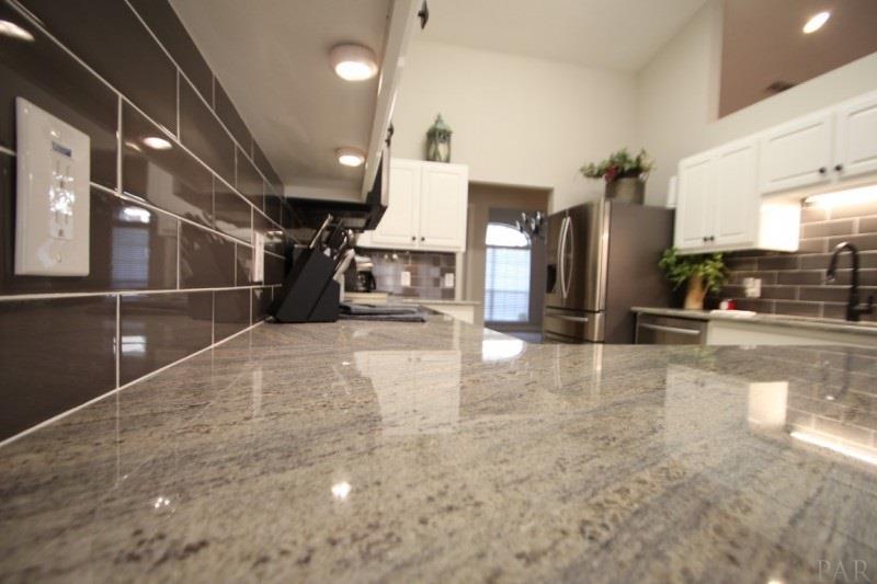 457 Turnberry Road Cantonment, FL 32533 - Photo 12 of 43 Gallery Image 12