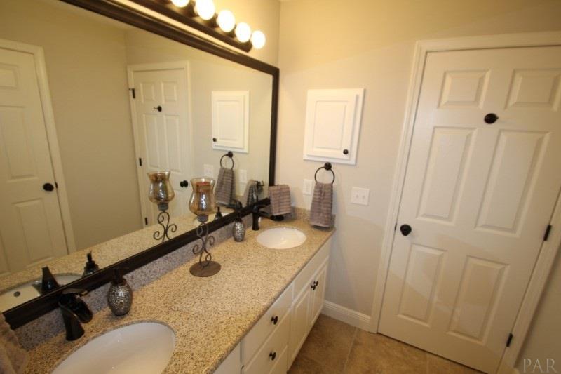 457 Turnberry Road Cantonment, FL 32533 - Photo 27 of 43 Gallery Image 27