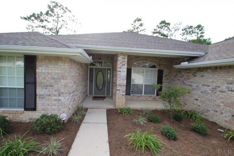 457 Turnberry Road Cantonment, FL 32533 - Photo 4 of 43 Gallery Image 4
