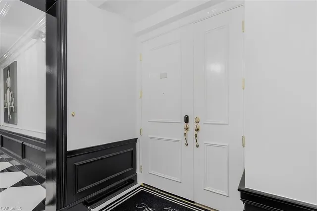 a view of utility room