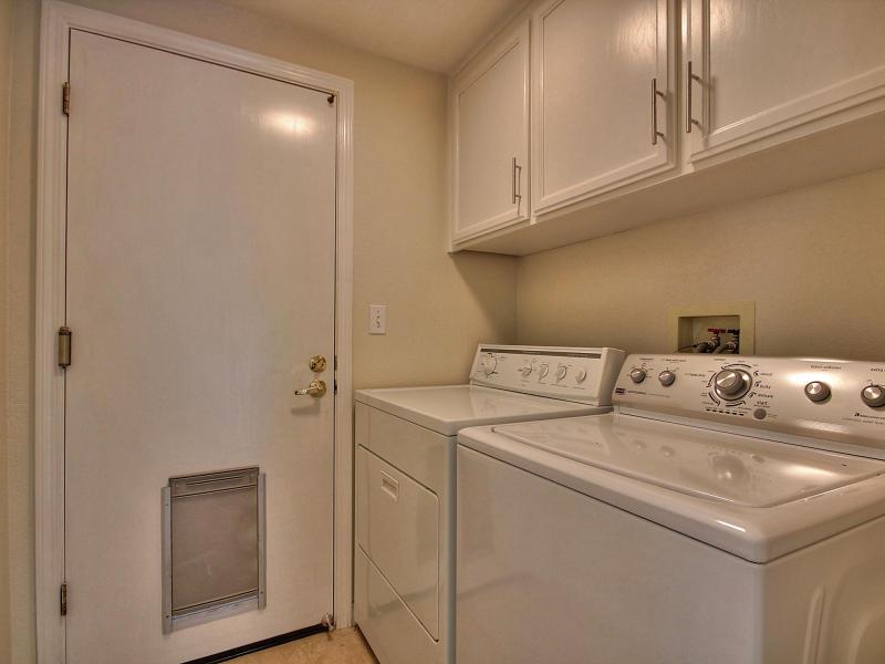 11677 Palm Spring Court Cupertino, CA 95014 - Photo 24 of 32