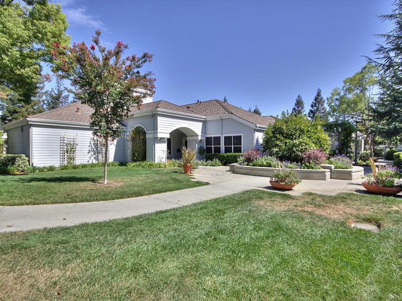11677 Palm Spring Court Cupertino, CA 95014 - Photo 32 of 32