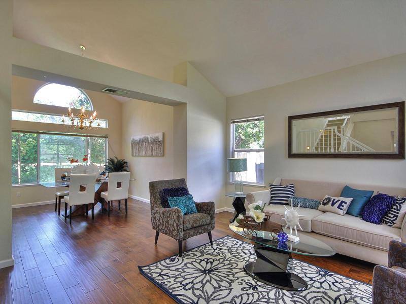 11677 Palm Spring Court Cupertino, CA 95014 - Photo 6 of 32